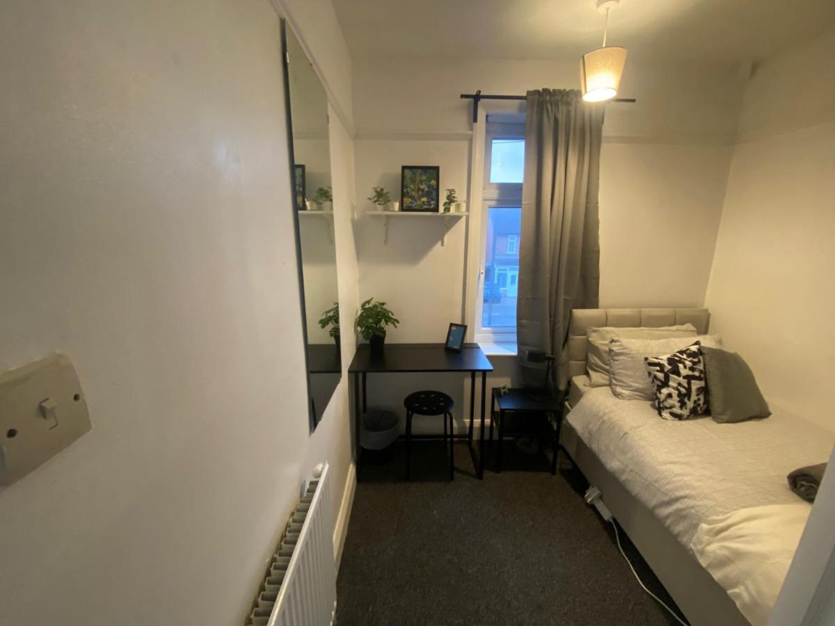 Room 2 Peaceful Stay Near Derby City Centre Exterior photo